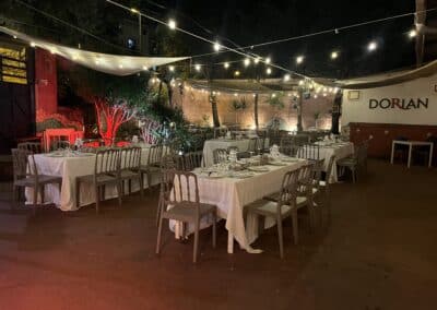 Dîner de gala dans un restaurant disco club palermitain